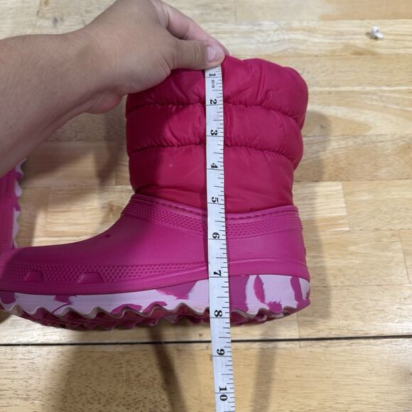 Crocs Classic Lined Neo Puff Slip On Rain Snow Boot Youth Kids J3 Fuschia Pink - Picture 11 of 14